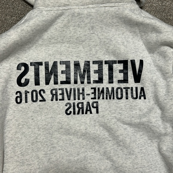 Vetements 2016 Grey Hoodie Replica - Picture 5 of 5